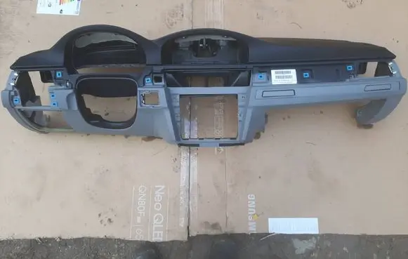 BMW 3 E90 E91 Dashboard 9120329 07B127RB0119F