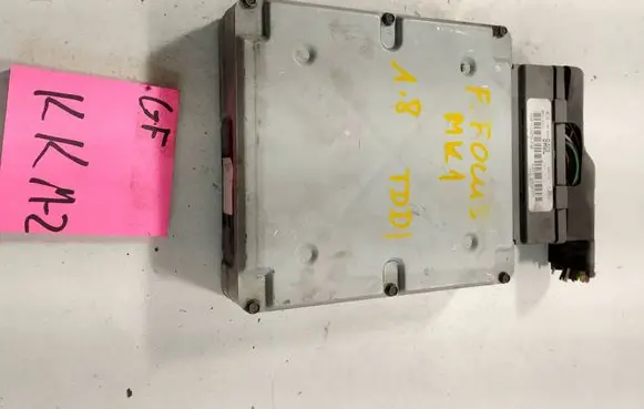 Ford Focus Engine control unit/module XS4F12A650FAB