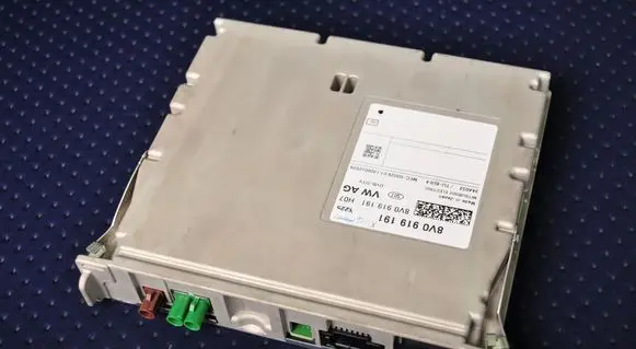 Audi A7 S7 4G Video control module 8V0919191