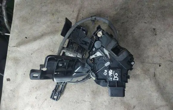 Ford S-MAX Rear door lock 6M2AR26412BC