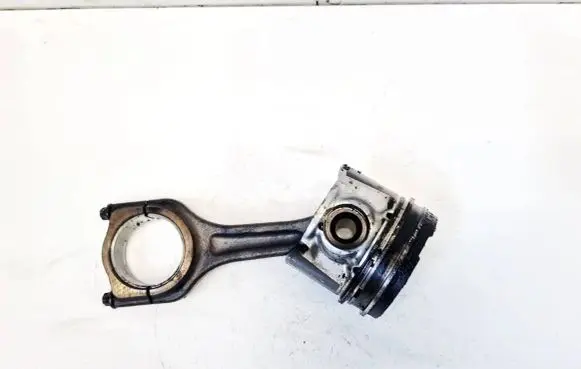 Citroen C3 Piston with connecting rod
