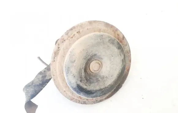 Volkswagen PASSAT B4 Horn signal