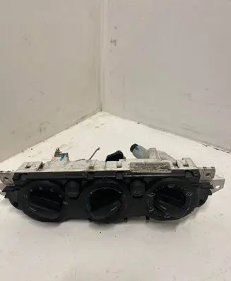 Ford Focus Climate control unit 7M5T19980BB 69607337