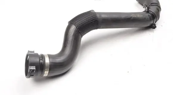 Aston Martin Vantage III Engine coolant pipe/hose 9G338333AA