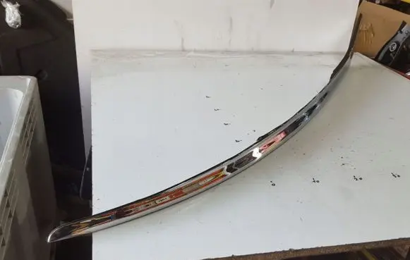 Citroen DS5 Tailgate trim 