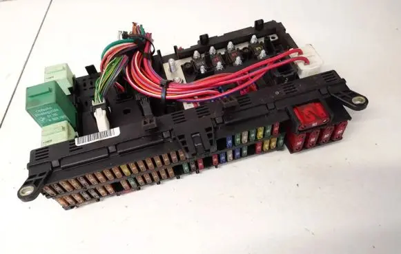 BMW X5 E53 Fuse box set 8380409