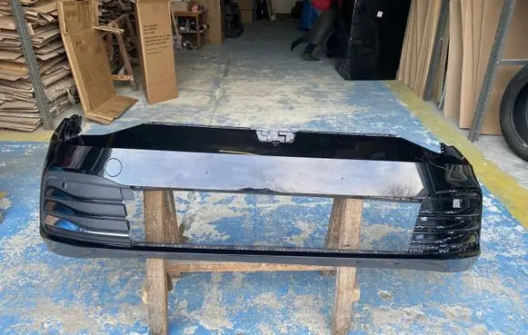 Volkswagen Golf VIII Front bumper 5H0807221J