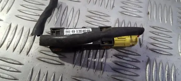 Nissan Almera N16 Airbag deployment crash/impact sensor 0285002009 98830bm740