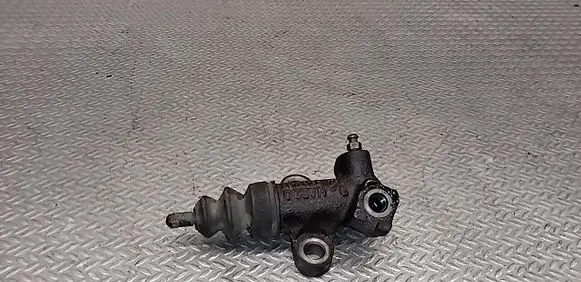 Subaru Legacy Clutch slave cylinder 