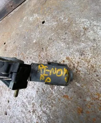 Renault 19 Front door manual window regulator 