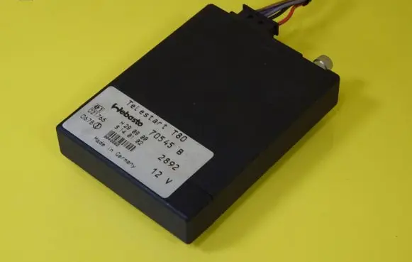 BMW 5 E39 Auxiliary heating control unit/module 70545B
