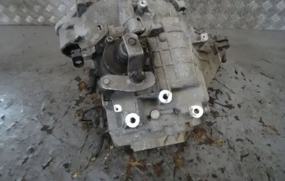 Mitsubishi Colt Manual 6 speed gearbox PMN130193