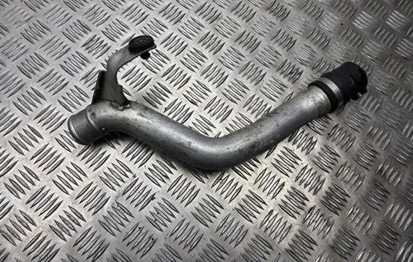 Audi Q7 4L Intercooler hose/pipe 7L8145941 7L8145945