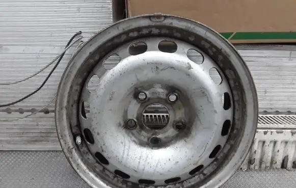 Audi A6 S6 C4 4A R15 steel rim 4A0601025J