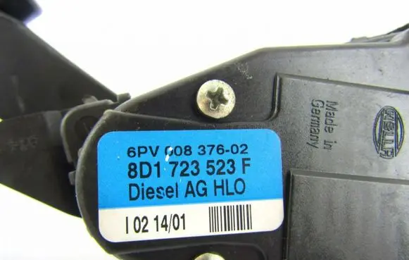 Audi A6 S6 C5 4B Accelerator throttle pedal 8D1723523F