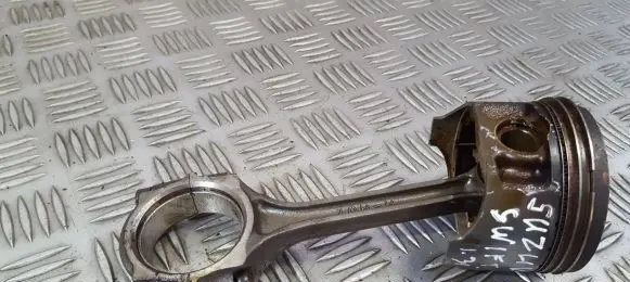 Suzuki Swift I Piston with connecting rod