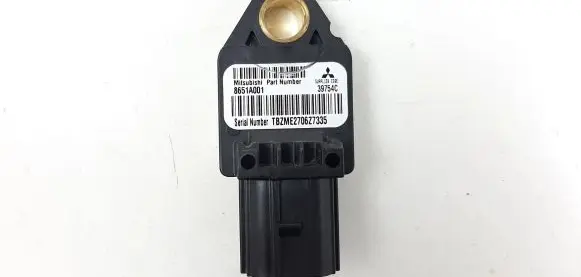 Mitsubishi Outlander Airbag deployment crash/impact sensor 8651A001 M3448