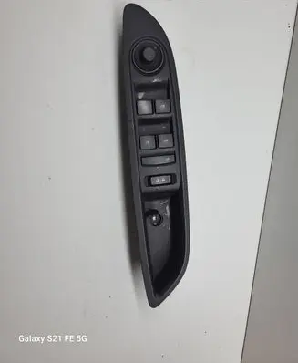 Buick Encore I Electric window control switch 95025518 20160217