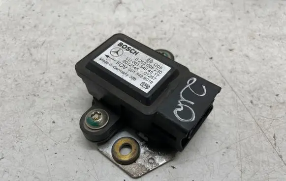 Mercedes-Benz E W211 ESP (stability system) control unit 0265005230 0015404517