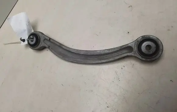 Mercedes-Benz C W204 Rear control arm 20409F13 20409