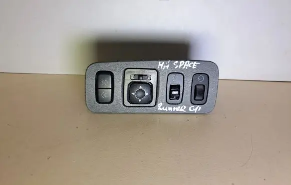 Mitsubishi Space Runner Wing mirror switch XR320889 MR190956 C8NC09M