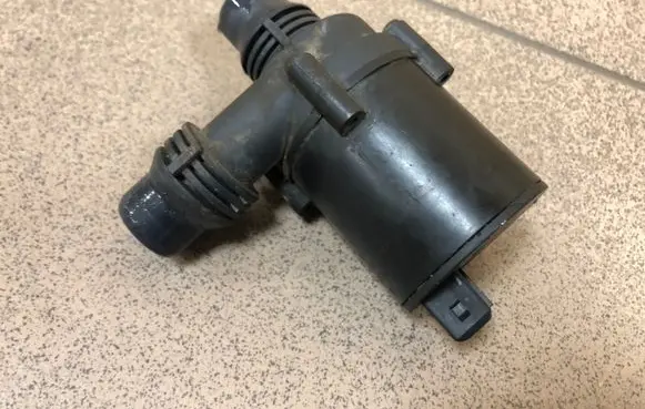 BMW X5 F15 Electric auxiliary coolant/water pump 9197085 64119197085