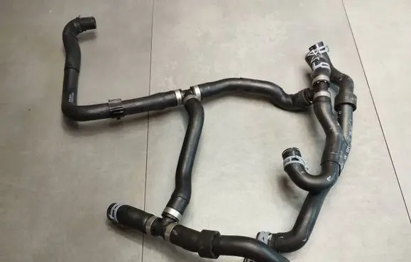 Audi Q4 Sportback e-tron Engine coolant pipe/hose 1EA122049BA