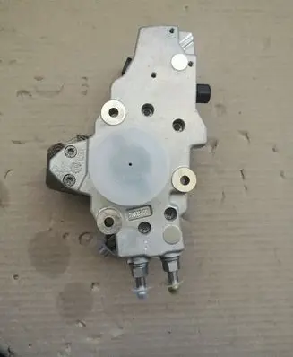 Mercedes-Benz Vito Viano W639 Fuel injection high pressure pump 0445010091KG