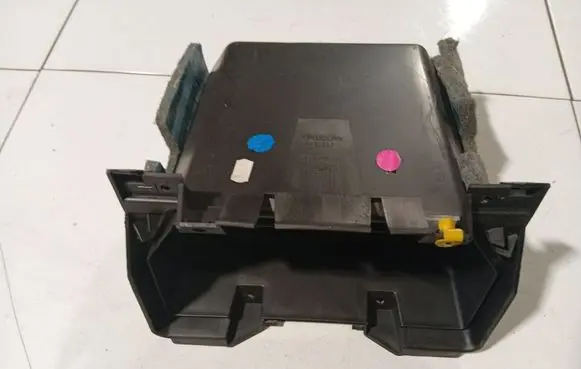 Volvo S40 Glove box 09491937