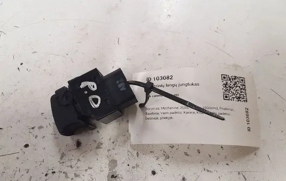 KIA Carens I Electric window control switch A02