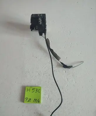 Renault Megane II Front door lock 28476821