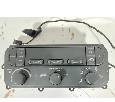 Chrysler Voyager Climate control unit P05005004 12221929reva 261200015