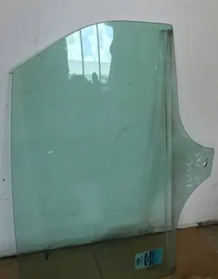 Ford Focus Rear windscreen/windshield window 