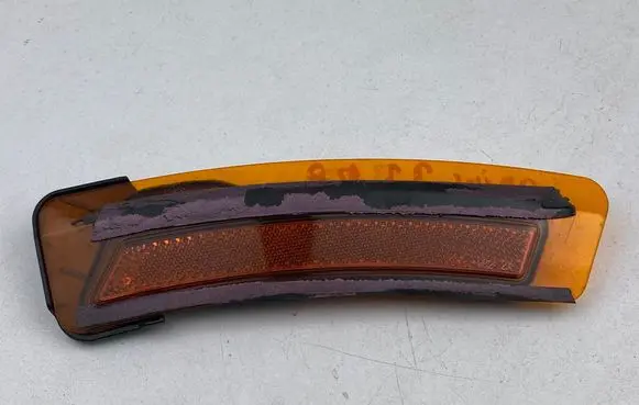 Toyota Prius xw60 Front reflector 