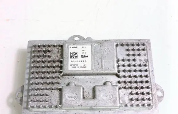 Land Rover Discovery 5 Headlight ballast module Xenon 90108729