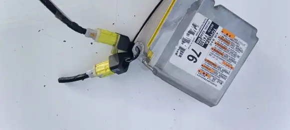Toyota C-HR I Airbag control unit/module 89170
