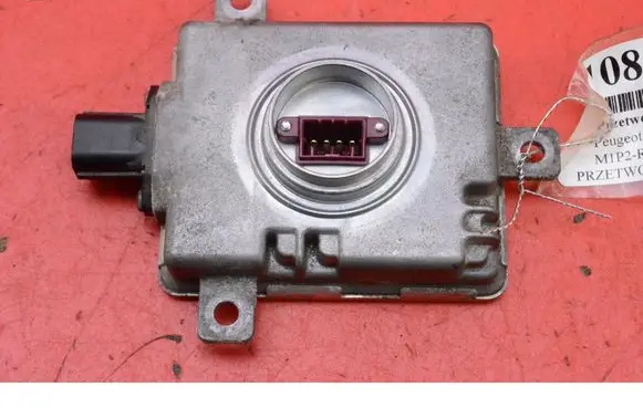 Peugeot 4008 Voltage converter/converter module W3T20971