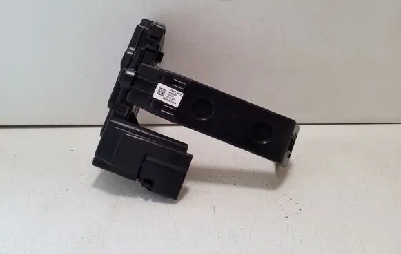 Volvo XC60 Positive wiring loom 32250593