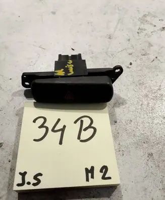 Mitsubishi Carisma Hazard light switch MR114083
