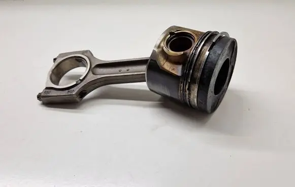 BMW 5 E60 E61 Piston with connecting rod 84L93 MAHLE174