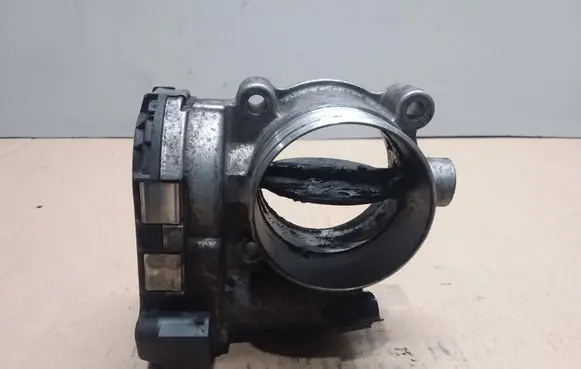 Volvo V70 Throttle valve 06W036 0281002701