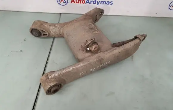BMW 5 E39 Rear control arm 33326755472 540034104