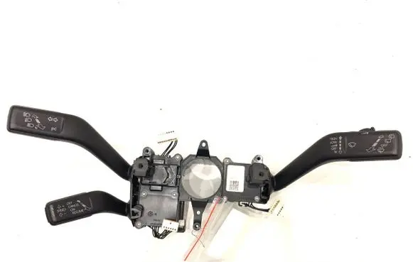 Wiper turn signal indicator stalk/switch