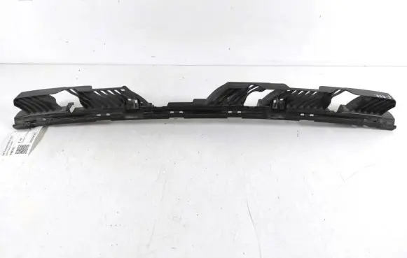 Volkswagen Touran III Rear bumper mounting bracket 5TA807863