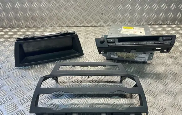 BMW X5 E70 Radio/CD/DVD/GPS head unit 9239226 9223682