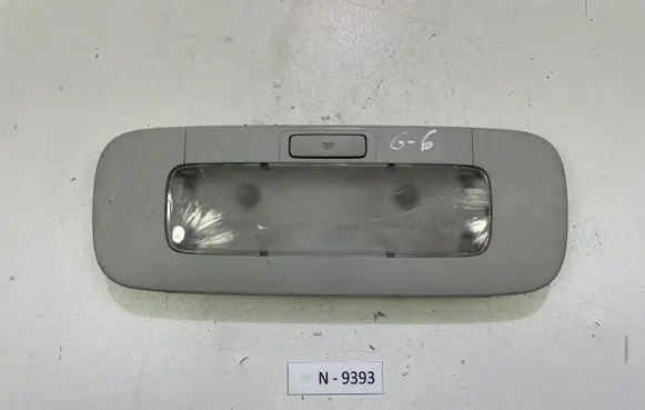 Volkswagen Golf VI Rear seat light