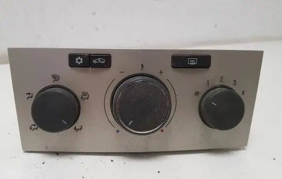 Opel Zafira B Climate control unit 901513600001