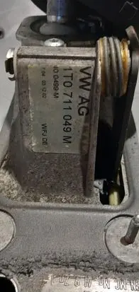 Volkswagen Touran I Gear selector 1T0711049 WT1395