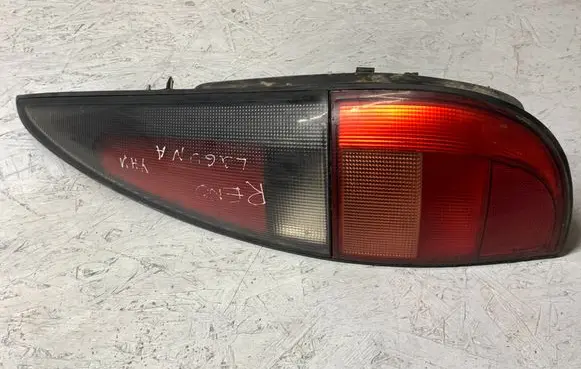 Renault Laguna I Rear/tail lights 2261