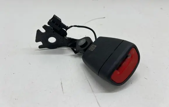 Mercedes-Benz EQE v295 Rear seatbelt buckle A2958601700